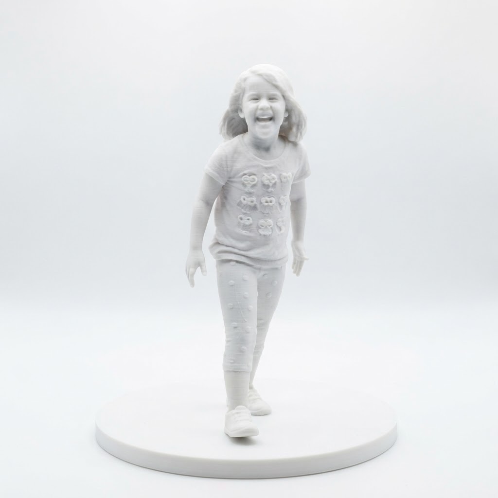 Laughing Girl Figurine free 3D printable STL