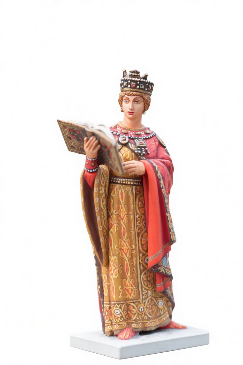 Medieval Queen Figurine free 3D printable STL
