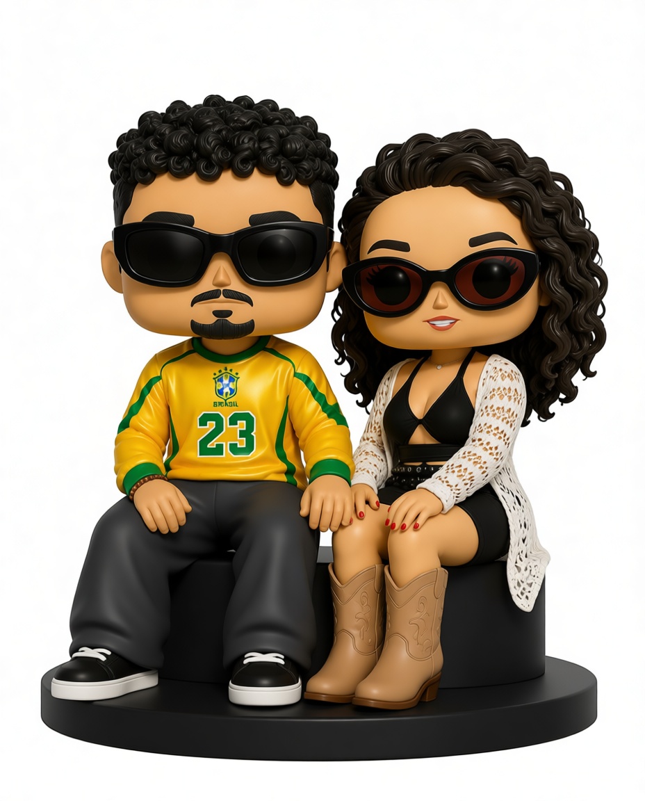 Couple Sitting Figurines free 3D printable STL