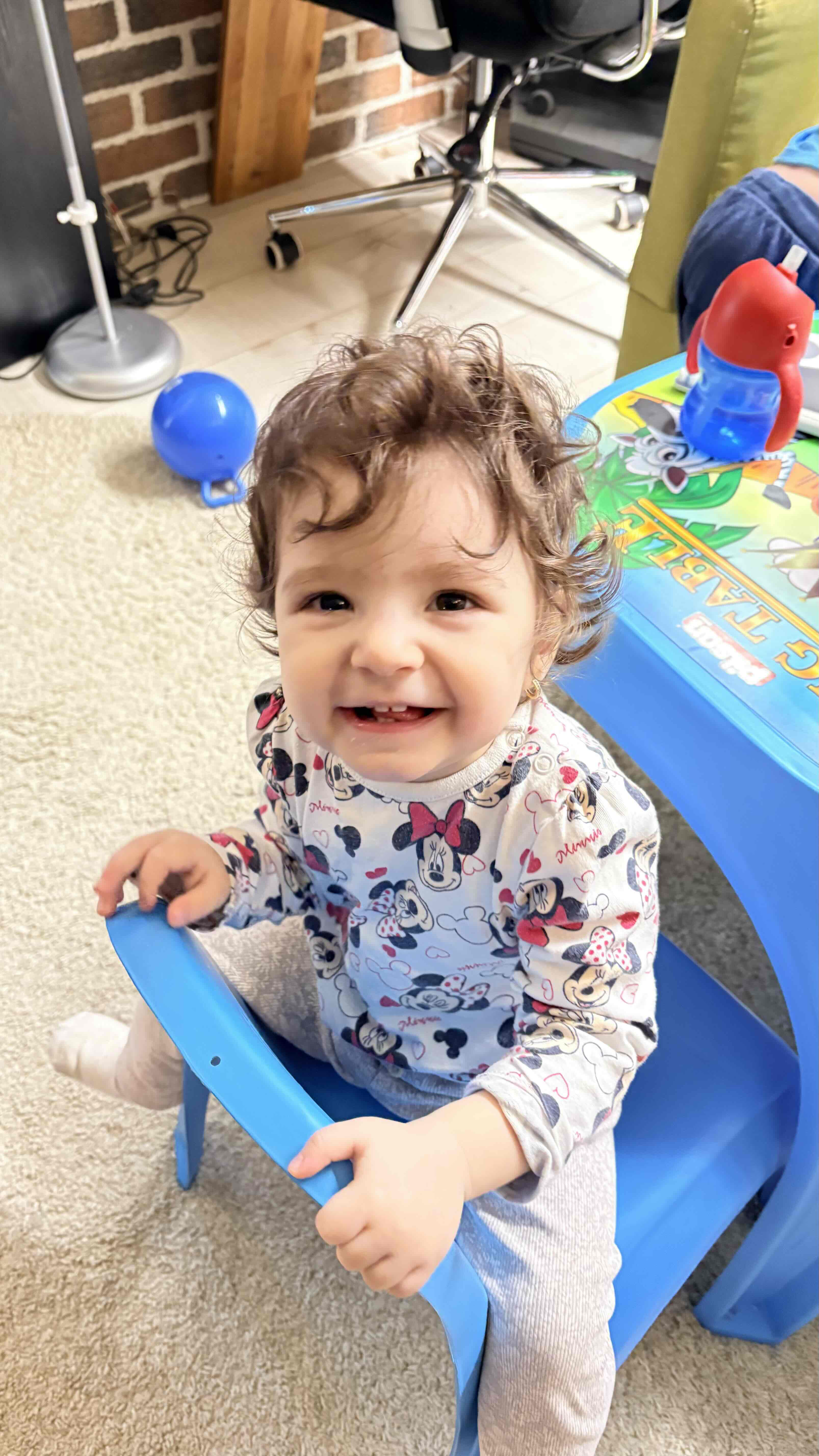 Smiling Child Sitting free 3D printable STL