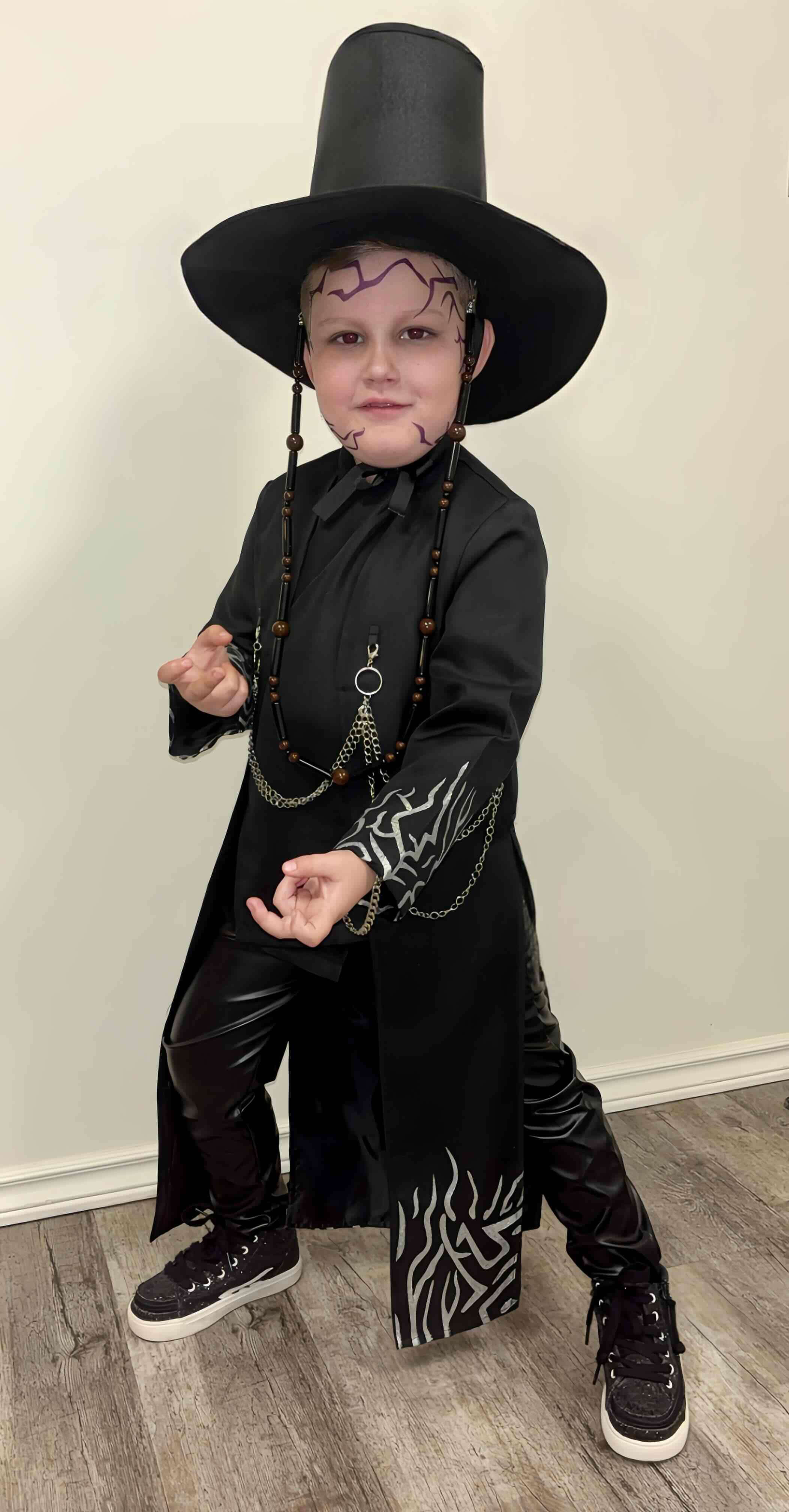 Mysterious Character Costume free 3D printable STL