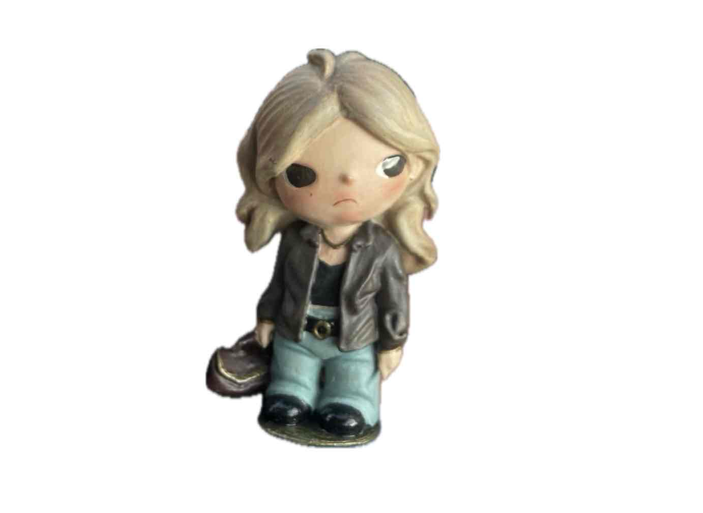 Stylized Girl Figurine free 3D printable STL