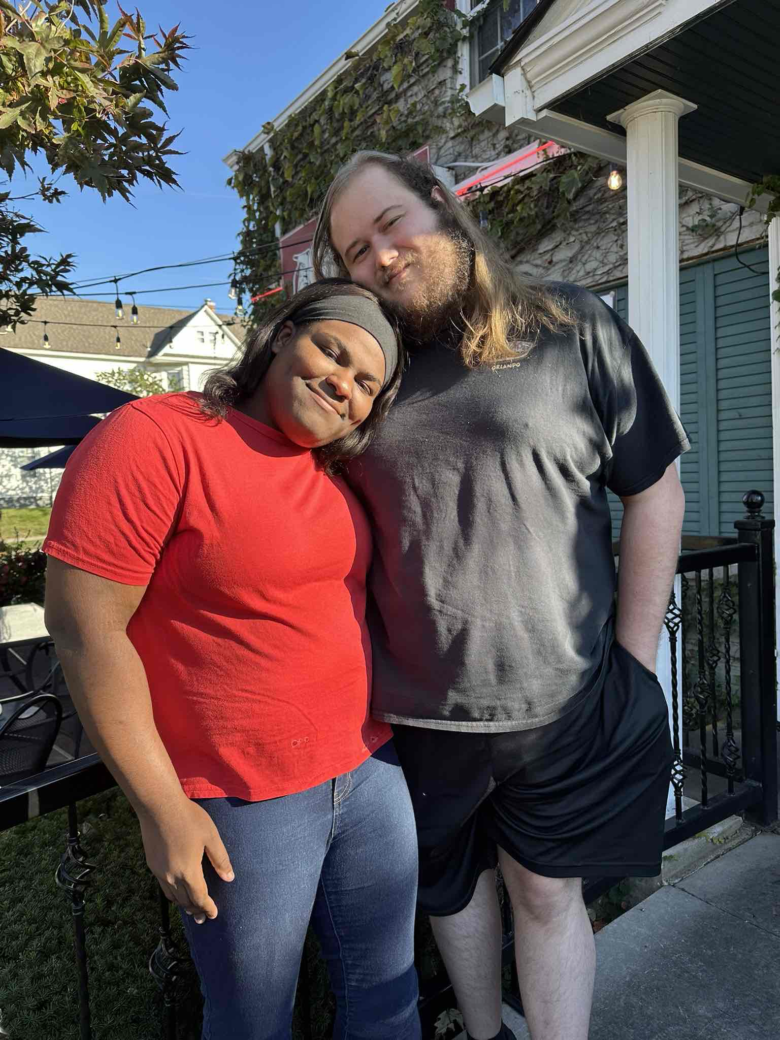 Couple Outdoor Pose free 3D printable STL