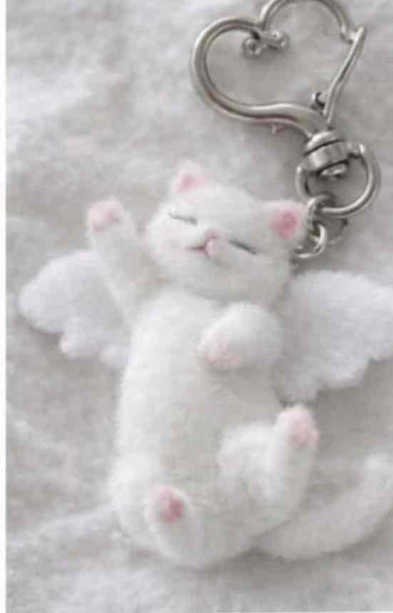Winged White Cat Keychain free 3D printable STL