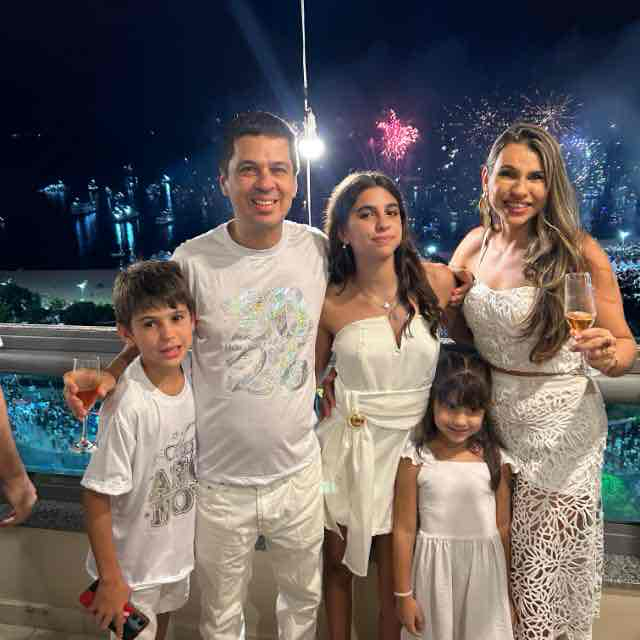 Family Celebration Photo free 3D printable STL
