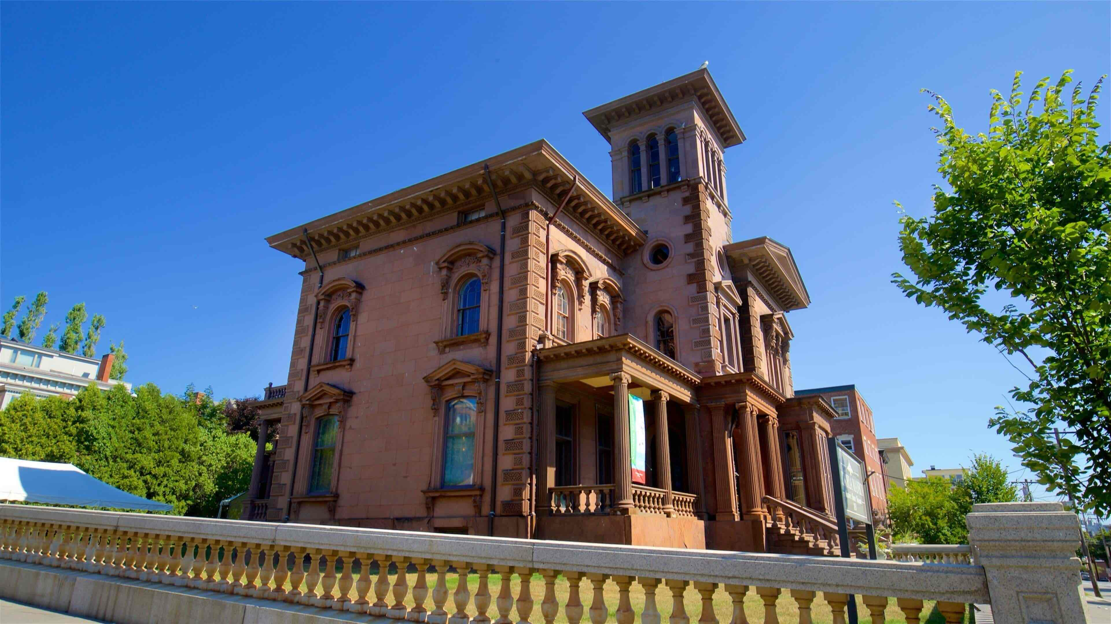 Historic Mansion Exterior free 3D printable STL