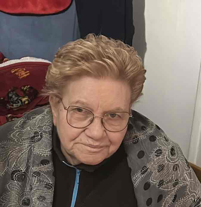 Elderly Woman Portrait free 3D printable STL