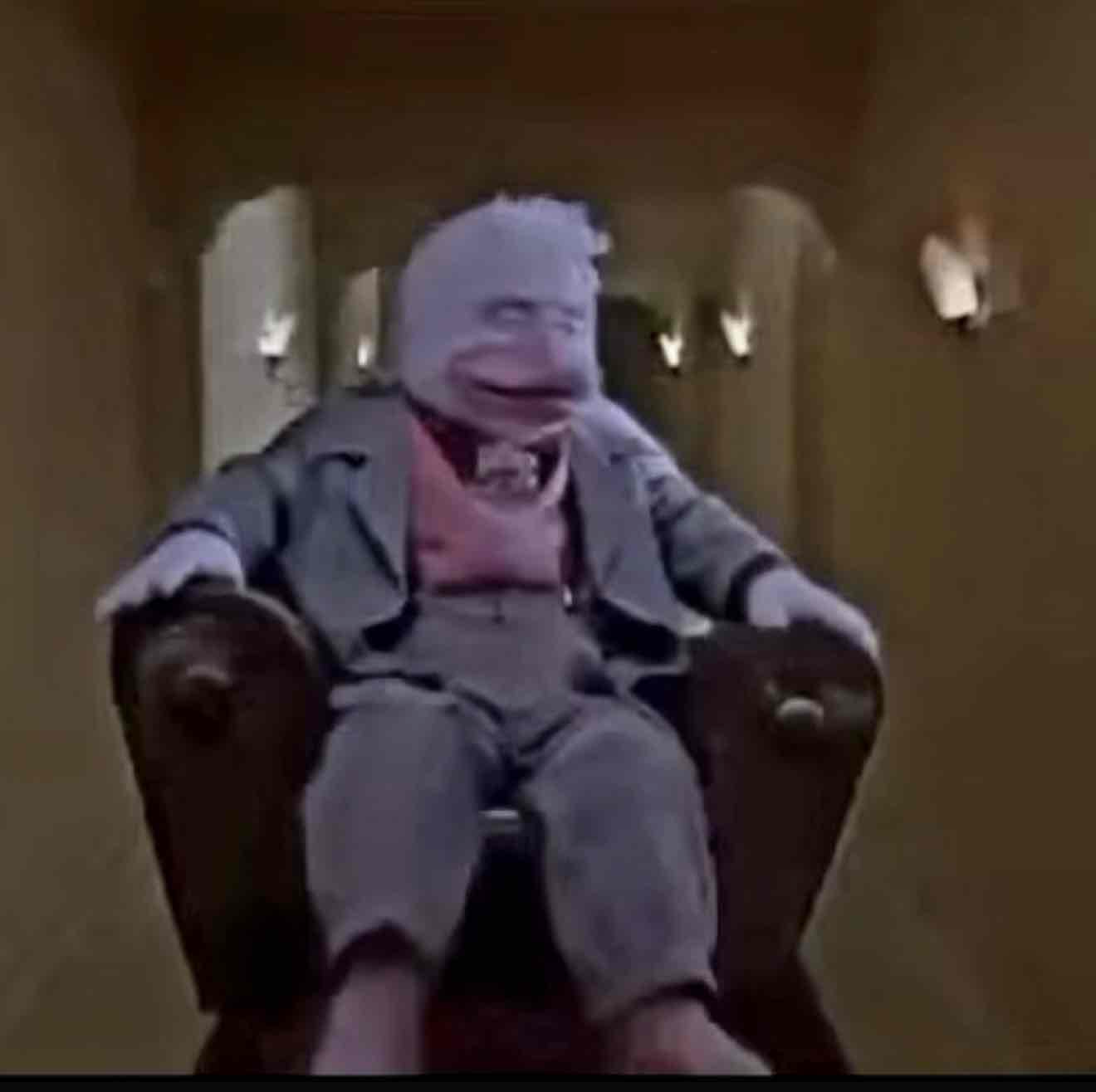 Gonzo Sitting in Chair free 3D printable STL