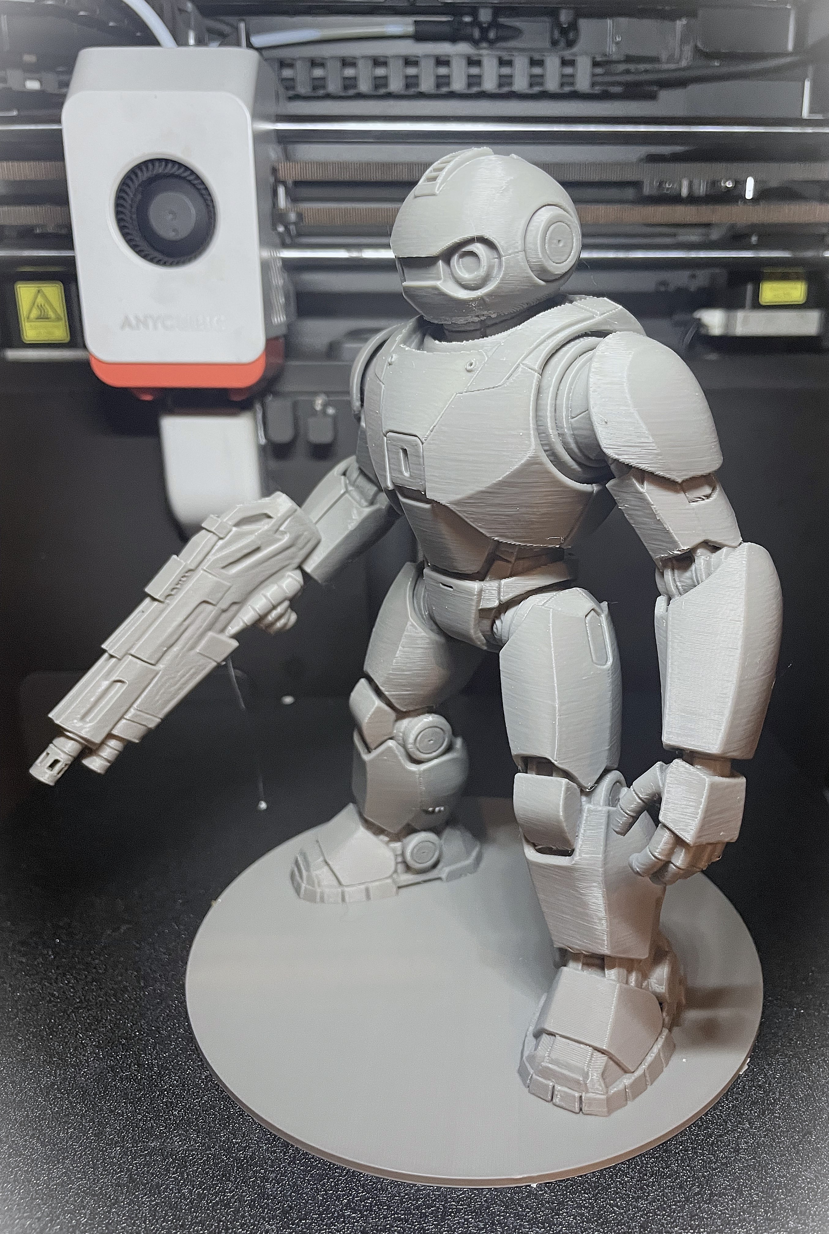 Futuristic Robot Model printed by Fron…